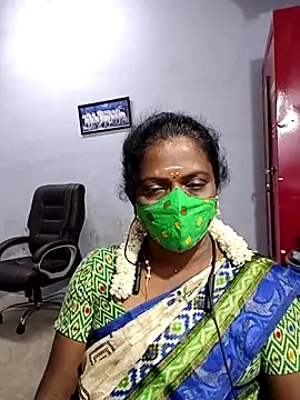 umashreetamil online show from 10/13/25, 05:09