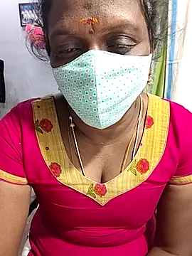 umashreetamil online show from 12/14/25, 03:17