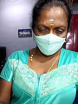 umashreetamil online show from 10/15/25, 05:32