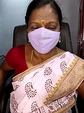 Snapshot of umashreetamil chatting on 02/28/26, 04:17 umashreetamil online show from 02/28/26, 04:17