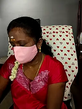 Snapshot of umashreetamil chatting on 03/24/26, 01:33 umashreetamil online show from 03/24/26, 01:33