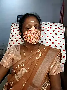 Snapshot of umashreetamil chatting on 03/17/26, 11:35 umashreetamil online show from 03/17/26, 11:35