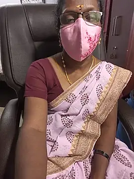 Snapshot of umashreetamil chatting on 06/20/26, 07:19 umashreetamil online show from 06/20/26, 07:19