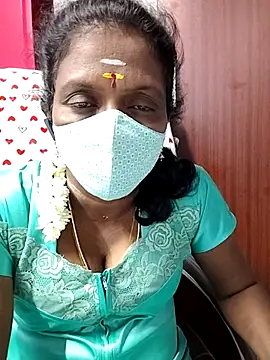 Snapshot of umashreetamil chatting on 03/29/26, 05:03 umashreetamil online show from 03/29/26, 05:03