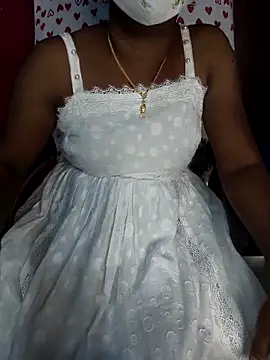 Snapshot of umashreetamil chatting on 05/08/26, 05:39 umashreetamil online show from 05/08/26, 05:39