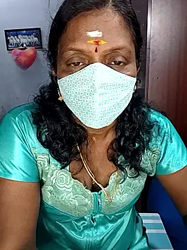 Snapshot of umashreetamil chatting on 03/06/26, 06:30 umashreetamil online show from 03/06/26, 06:30