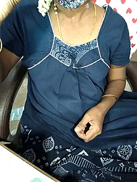 Snapshot of umashreetamil chatting on 04/07/26, 12:45 umashreetamil online show from 04/07/26, 12:45