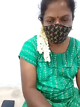 umashreetamil online show from 10/12/25, 01:18