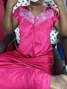 Snapshot of umashreetamil chatting on 04/14/26, 05:51 umashreetamil online show from 04/14/26, 05:51