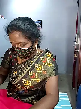 Snapshot of umashreetamil chatting on 03/03/26, 02:40 umashreetamil online show from 03/03/26, 02:40