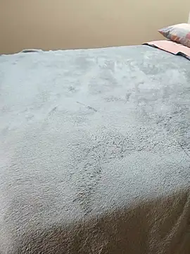 Snapshot of Ariel_cp chatting on 11/23/25, 11:04 Ariel cp online show from 11/23/25, 11:04