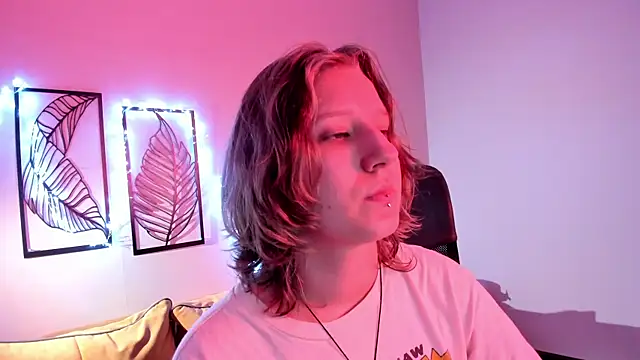 Hailey Foxy online show from 11/27/25, 08:59