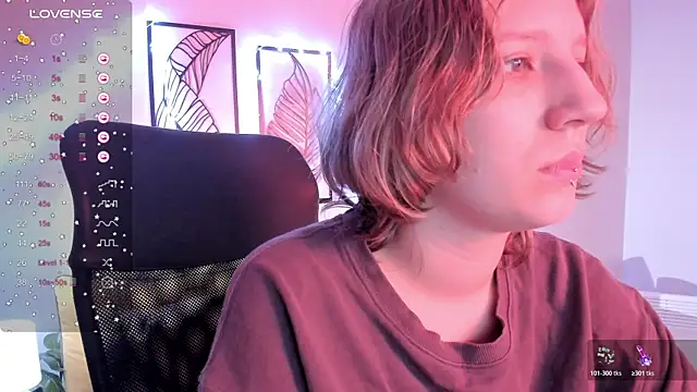 Hailey Foxy online show from 11/03/25, 08:40