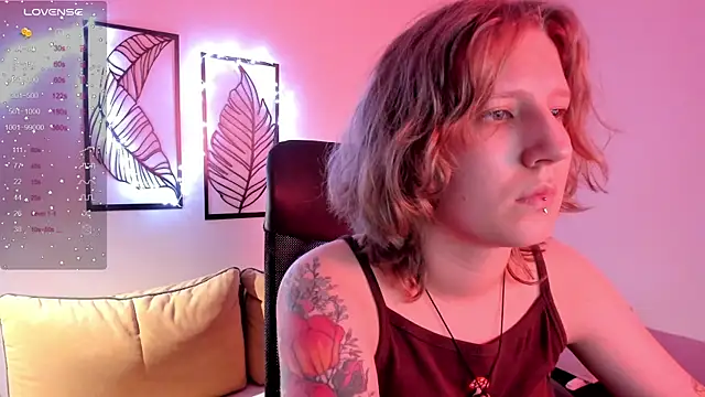 Hailey Foxy online show from 11/06/25, 09:24