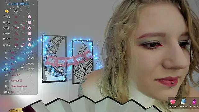 Hailey Foxy online show from 02/05/26, 12:01