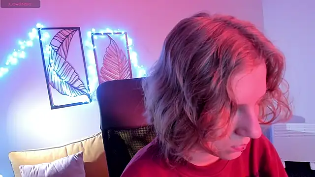 Hailey Foxy online show from 11/04/25, 08:51