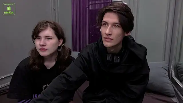 Snapshot of ViviaraNGendy chatting on 09/22/25, 10:21 ViviaraNGendy online show from 09/22/25, 10:21