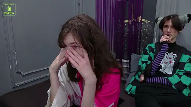 Snapshot of ViviaraNGendy chatting on 09/17/25, 10:28 ViviaraNGendy online show from 09/17/25, 10:28