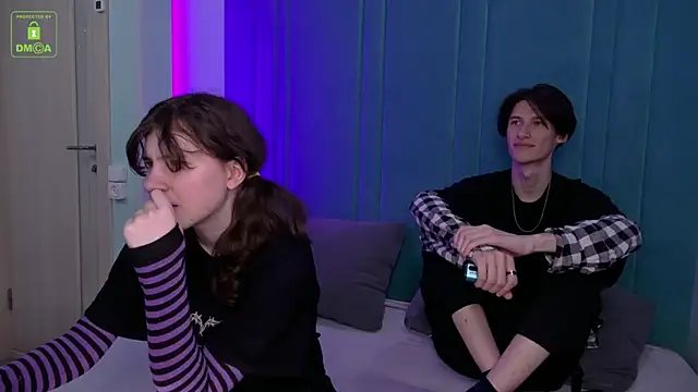 Snapshot of ViviaraNGendy chatting on 09/25/25, 10:43 ViviaraNGendy online show from 09/25/25, 10:43