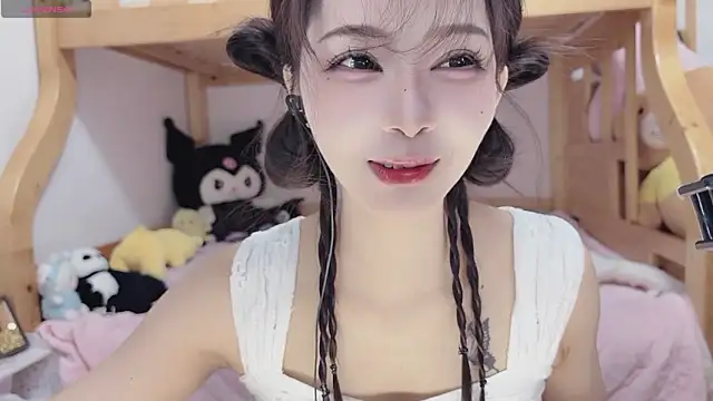 Sue101010 online show from 10/30/25, 02:04