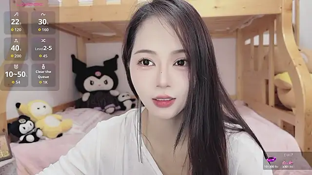 Sue101010 online show from 09/30/25, 10:32