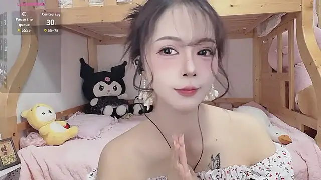 Sue101010 online show from 10/07/25, 09:21