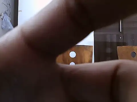 Snapshot of Queen_Pari87 chatting on 11/05/25, 01:47 Queen Pari87 online show from 11/05/25, 01:47