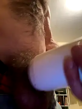 hungspundick1 online show from 09/29/25, 02:18