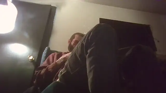 hungspundick1 online show from 11/18/25, 11:59