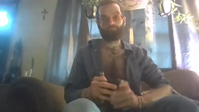 hungspundick1 online show from 11/17/25, 01:04