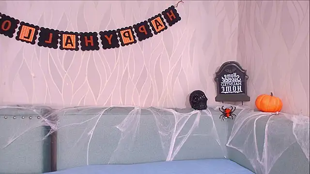 mia scot online show from 10/29/25, 11:53