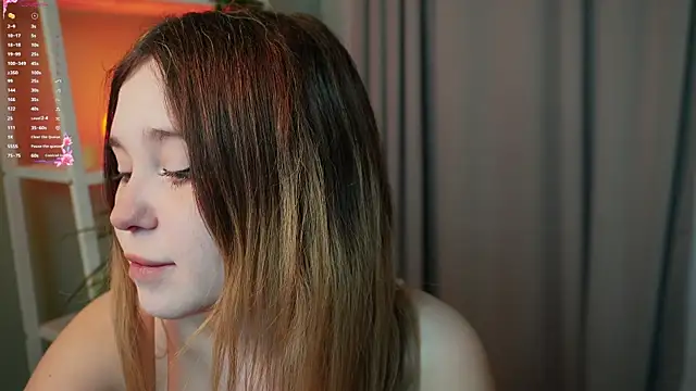 Lina Glow online show from 11/26/25, 06:46