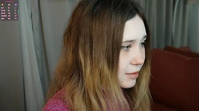 Lina Glow online show from 11/30/25, 06:36