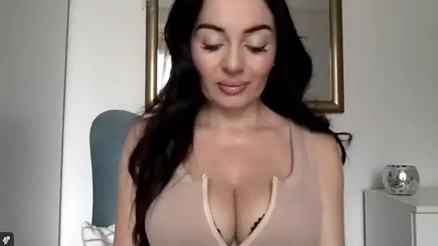 StellaSensual online show from 10/17/25, 06:50