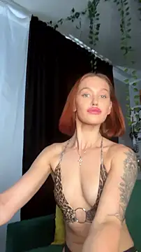 Snapshot of LittleFox___ chatting on 07/20/26, 06:54 LittleFox online show from 07/20/26, 06:54