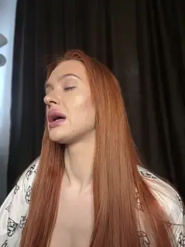 LittleFox    online show from 03/12/26, 06:06