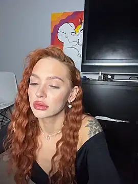 LittleFox    online show from 04/03/26, 08:21