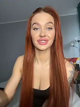 LittleFox    online show from 10/25/25, 06:34