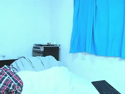 andylemonda1 online show from 12/03/25, 02:16