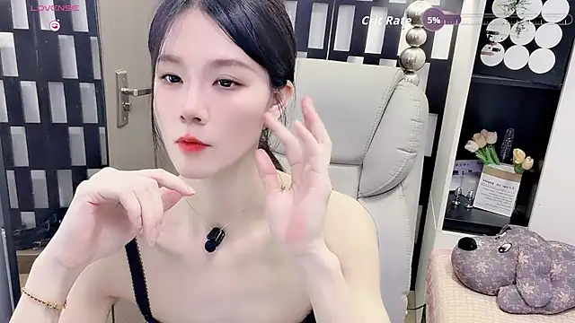 Yueyue-MM online show from 05/21/26, 02:25