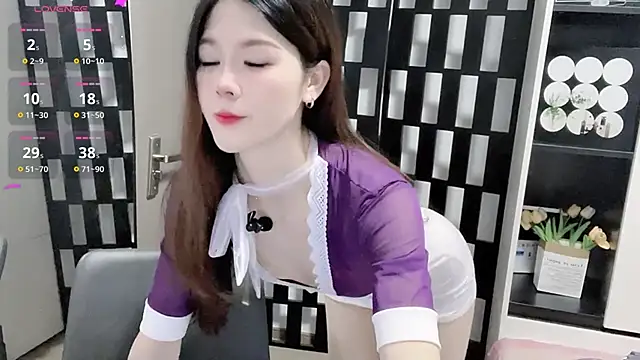 Yueyue-MM online show from 10/01/25, 11:19