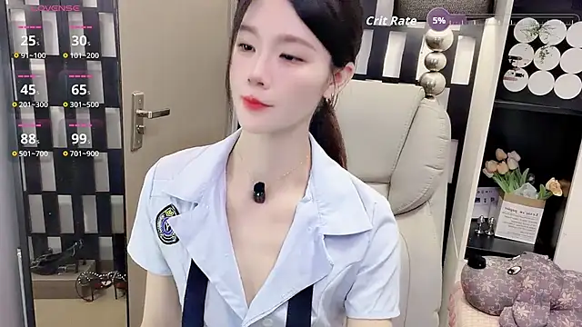 Yueyue-MM online show from 05/13/26, 01:01