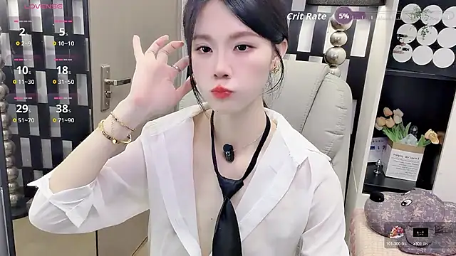 Yueyue-MM online show from 04/30/26, 12:56