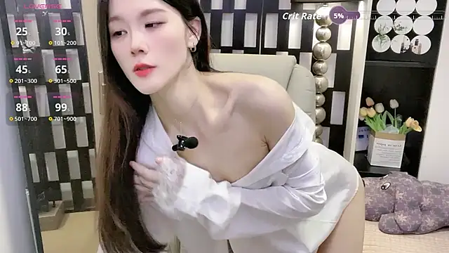 Yueyue-MM online show from 03/19/26, 01:33