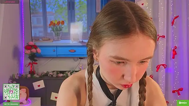 ElfredaTupy online show from 03/15/26, 07:10