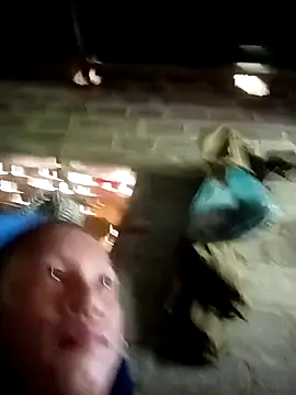 Snapshot of simi-lucy chatting on 09/24/25, 01:24 simi-lucy online show from 09/24/25, 01:24