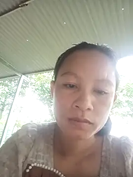 Snapshot of simi-lucy chatting on 10/03/25, 01:20 simi-lucy online show from 10/03/25, 01:20