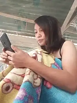 simi-lucy online show from 11/26/25, 07:19