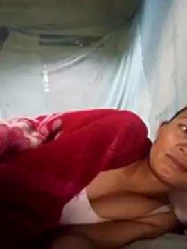 simi-lucy online show from 11/17/25, 06:39