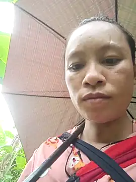 Snapshot of simi-lucy chatting on 09/25/25, 05:02 simi-lucy online show from 09/25/25, 05:02